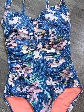 Sunseeker 1-Pc Swimsuit Blue w/ Polka Dots + Floral Print Sz 10-D cup
